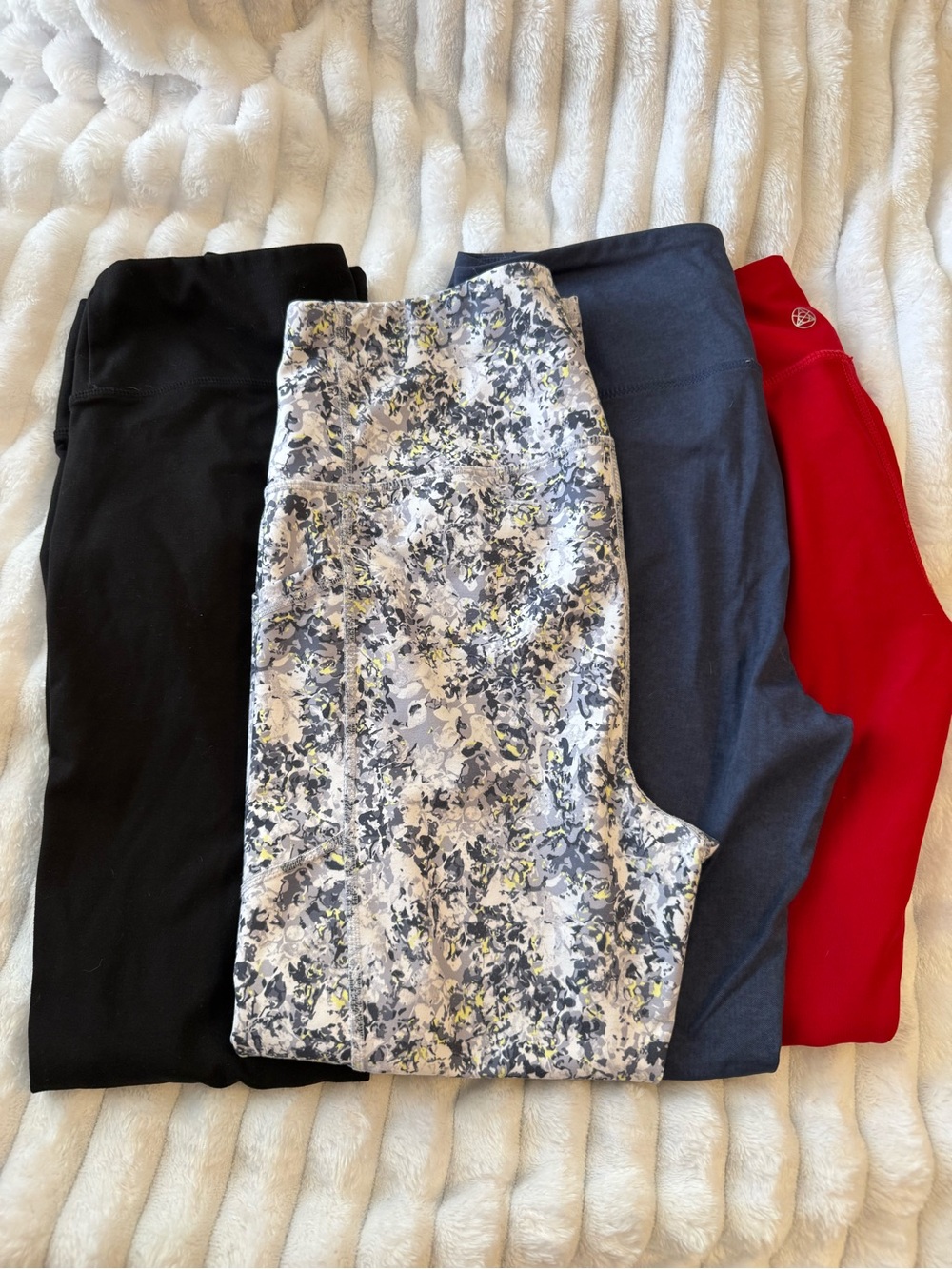Bundle of women’s leggings